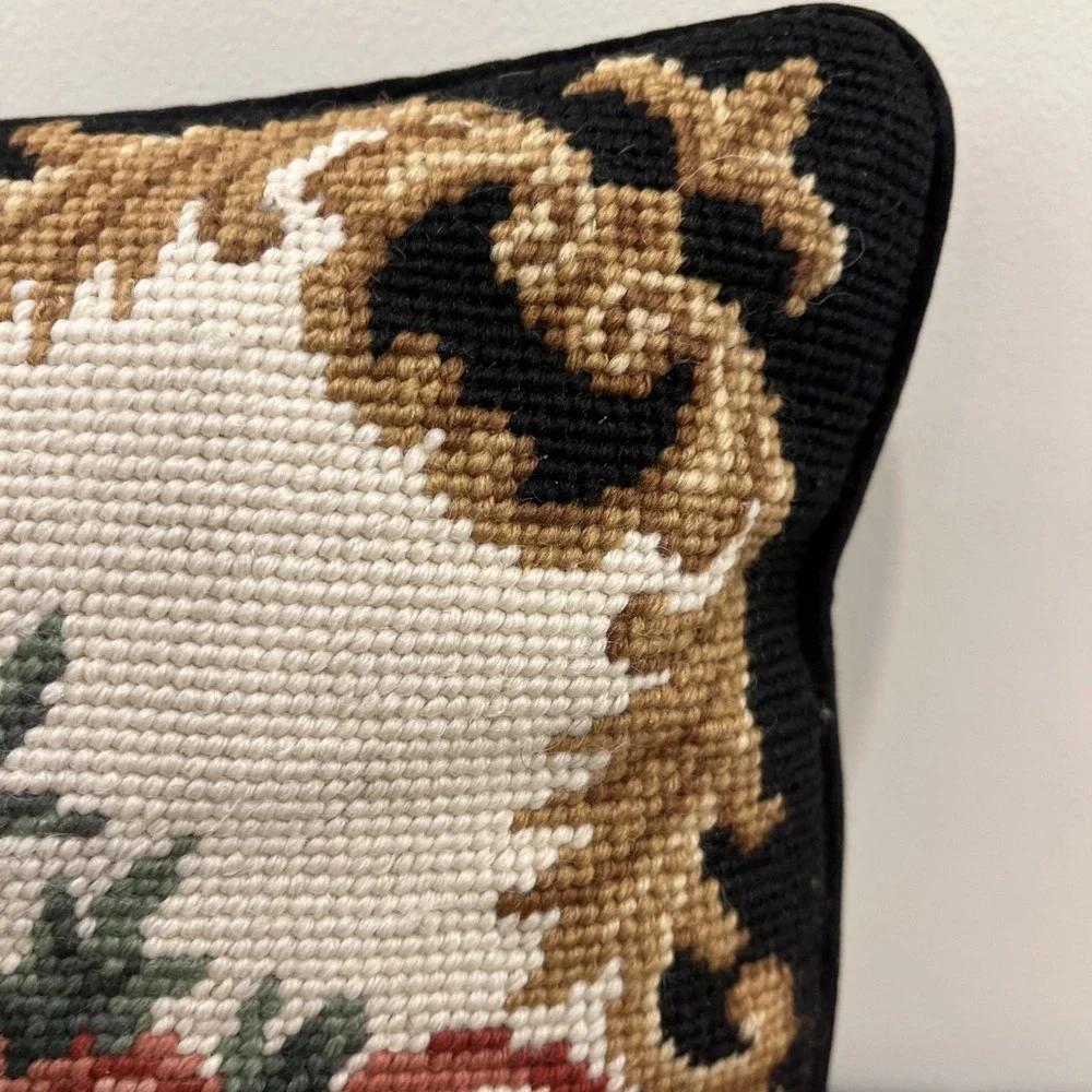 Handmade Needlepoint Pillow Violin Black Gold Velvet Zipper Back 15x11